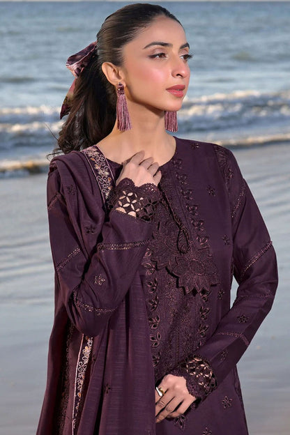 SS-101 Izel Heavy Embroidery 3PC Dhanak Suit