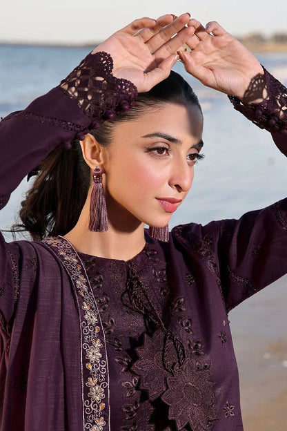 SS-101 Izel Heavy Embroidery 3PC Dhanak Suit