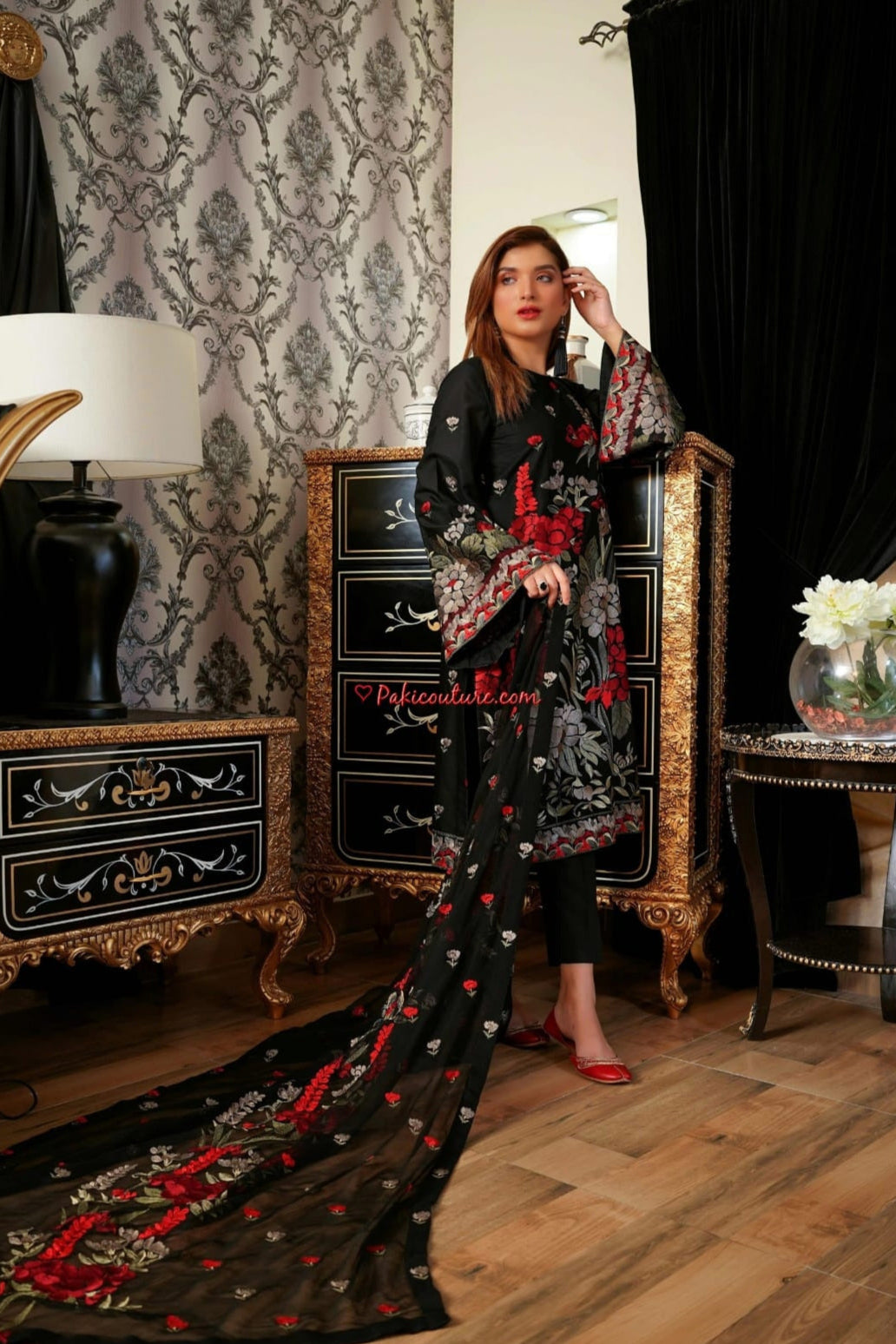 SS-120 Bareeze Heavy Embroidery 3PC Dhanak Suit