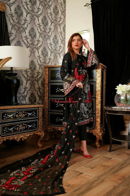 SS-120 Bareeze Heavy Embroidery 3PC Dhanak Suit