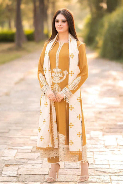 SS-112 Maria B Embroidery 3PC Dhanak Suit
