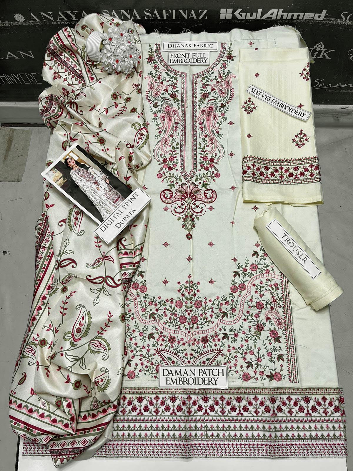 SS-126 Asim Jofa Heavy Embroidery 3PC Dhanak Suit