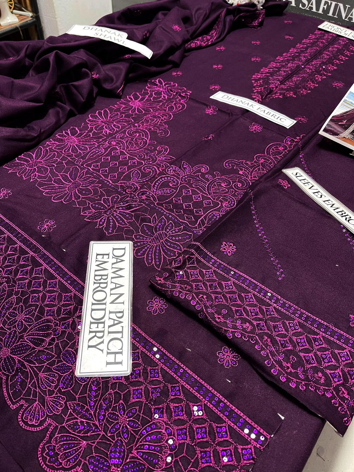 SS-101 Izel Heavy Embroidery 3PC Dhanak Suit