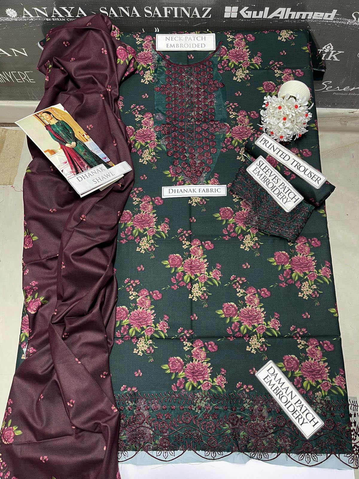 SS-123 Iznik Embroidery 3PC Dhanak Suit